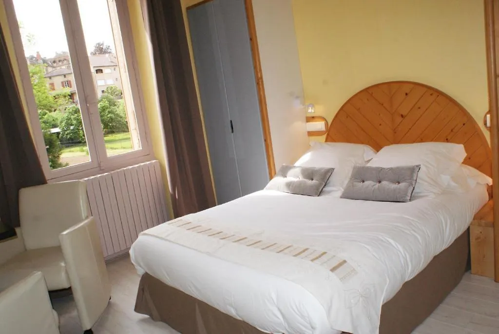 Hotel Bergerie Du Chateau - Lacapelle Marival