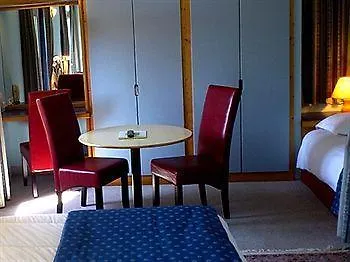 特拉斯酒店 拉卡佩勒-马里瓦勒 2*,  法国